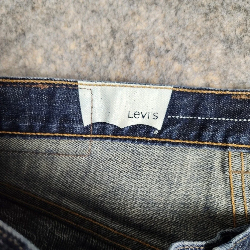 Levis 559 Button Fly Jeans Men 34x34 Blue Dark Wash Denim Whisker Faded Relaxed
